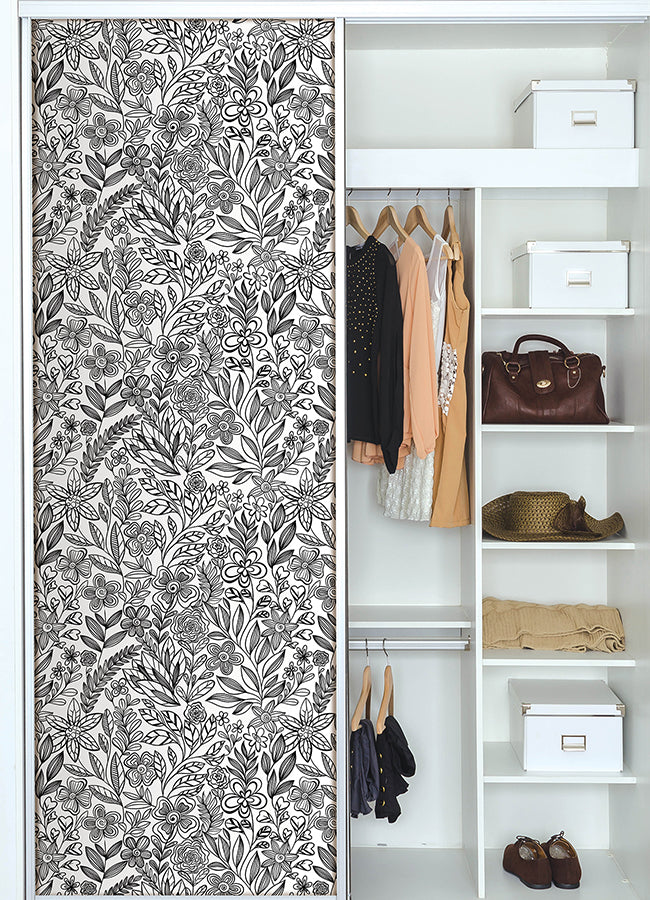 Garden Simply Stated Florals Flower Peel and Stick Wallpaper