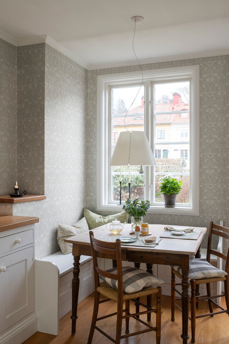 York Spring Thicket Wallpaper