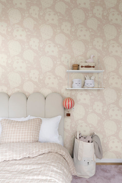 Ballongerna Balloon Nursery Wallpaper