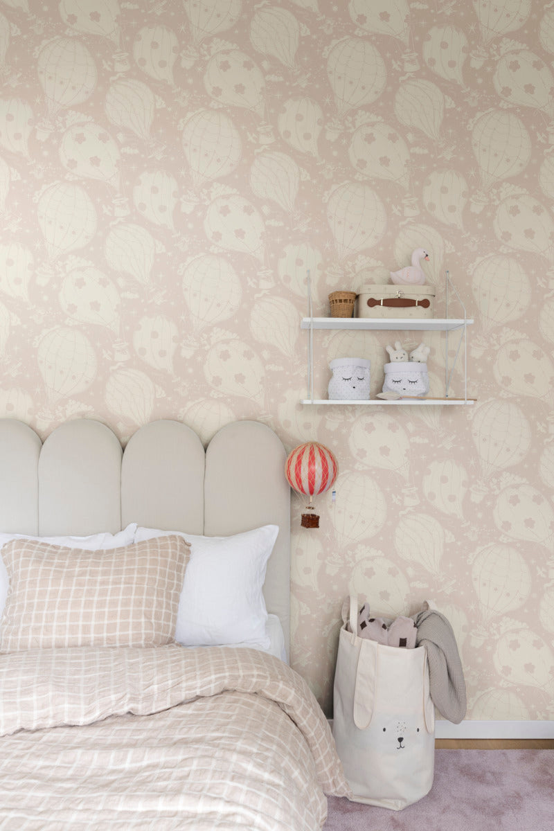 Ballongerna Balloon Nursery Wallpaper
