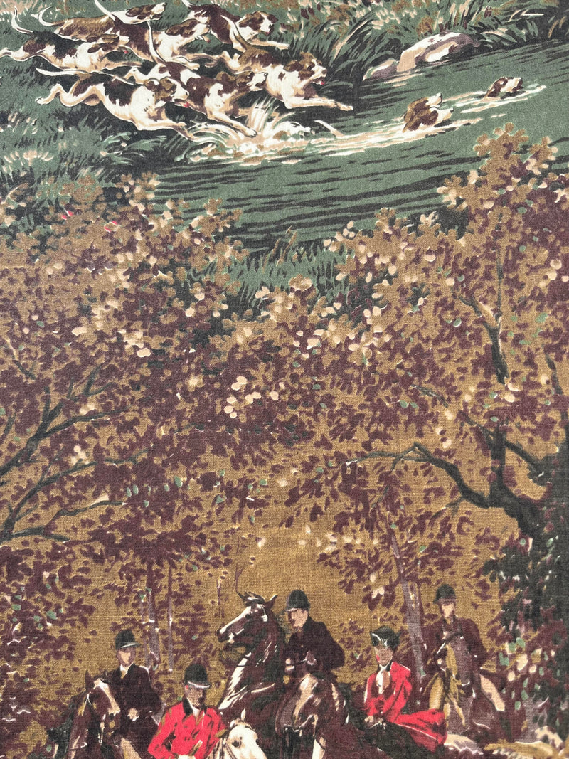Taunton Vintage Horse and Hound Hunting Scene Wallpaper